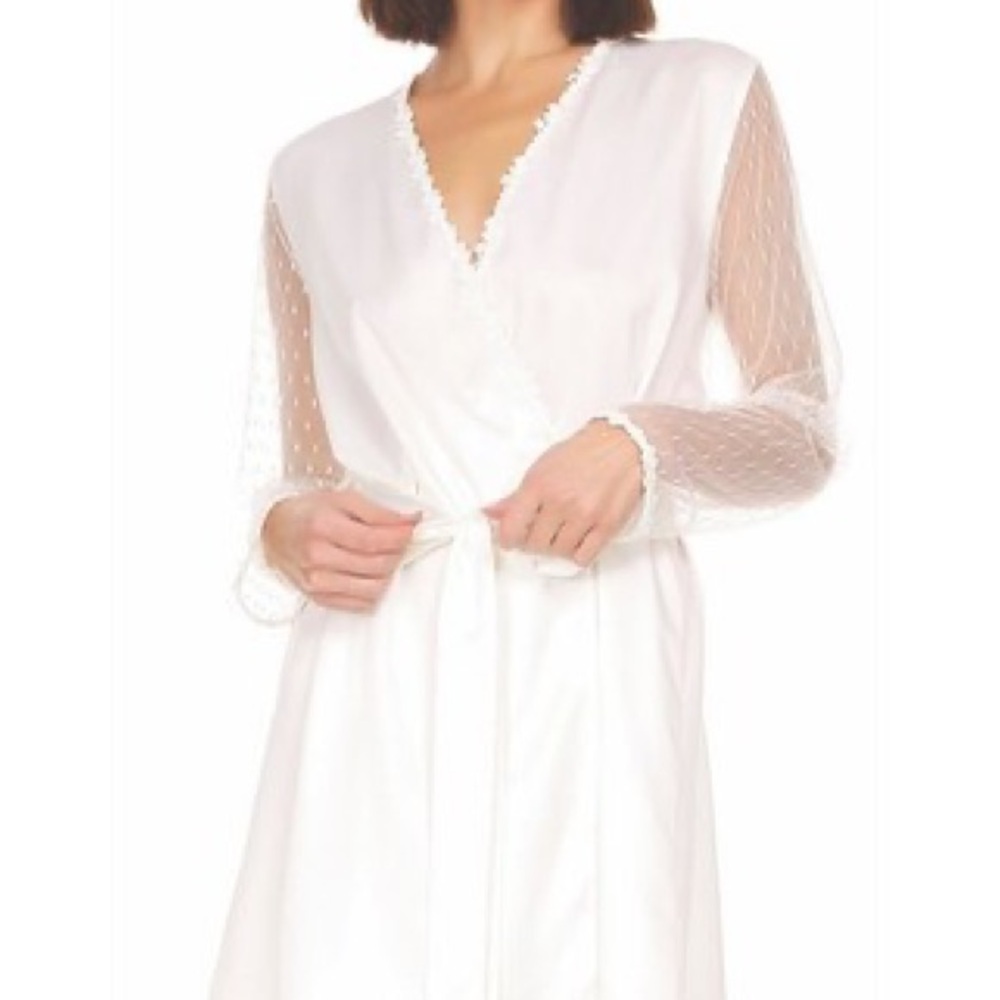 Flora Nikrooz Showstopper Charmeuse Cover-Up Robe sz Small